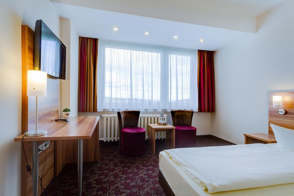 Ferien Hotel Rennsteigblick Фрідріхрода Екстер'єр фото